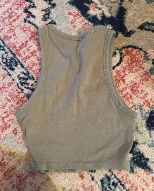 Tank - Image 2