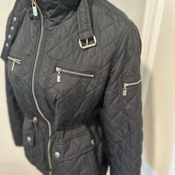Michael Kors Petite Large Black Quilted Moto Jacket. Double Zip. Cinched Waist - Image 16