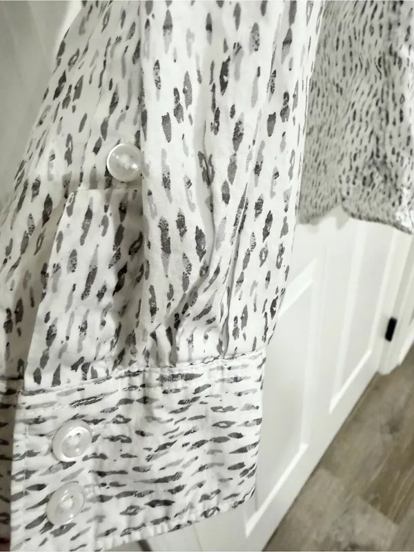 Garnet Hill White Speckle Pima Cotton Quiet Luxury Button Front Size 12 Shirt - Image 6