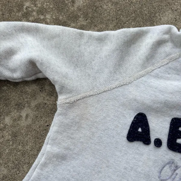 AE M Y2K embroidered hoodie - Image 12