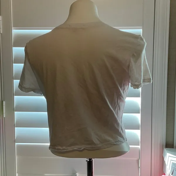 Future State Chic White Crop Top with Hand Design - Image 3