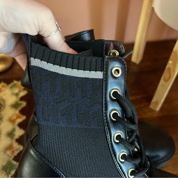 Tommy Hilfiger Women's Tesse Logo Lace up Combat Booties Black Boots NEW‎ Size 6 - Image 7