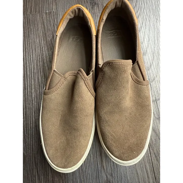 UGG Women's Tan Suede‎ Slip On Casual Sneakers Shoes Size 8 - Image 2