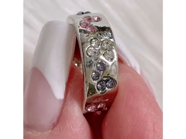 Ring Butterflies Silver Tone With Clear Pink Purple Crystals Size 7 - Image 2
