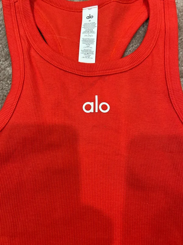 Alo Yoga Aspire Tank Bright Red Small - Image 3
