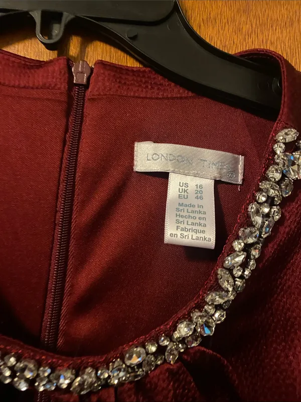 London Times Burgundy Satin Size 16 Midi Dress with Neck Jewels - Image 2