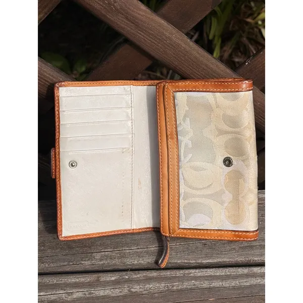 Coach SoHo‎ Bee Bumblebee Wallet Rare Y2K Vintage HTF - Image 3