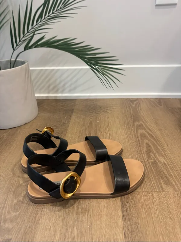 STEVE MADDEN sandals 9 - Image 2
