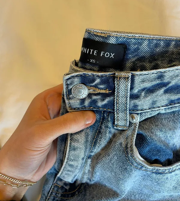 white fox jeans - Image 3