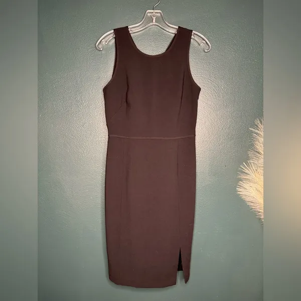 Ann Taylor Black Sleevless Cut Out Back Sheath Dress Size 2 - Image 3