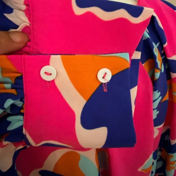 Vibrant Floral Blouse with Blue Accents - Image 4