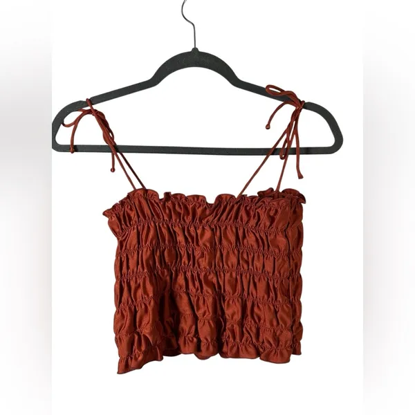 Urban Outfitters Rust Smocked Tie-Strap Crop Top Size Small‎ - Image 5