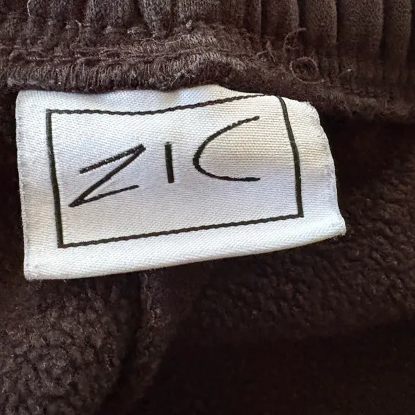 ZIC Black Joggers Size XXL - Image 3