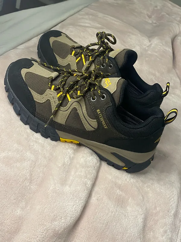 CC-Los Waterproof Suede/Mesh NWOT Women’s Hiking Shoes Size 39 - Us. -8.5 - Image 2