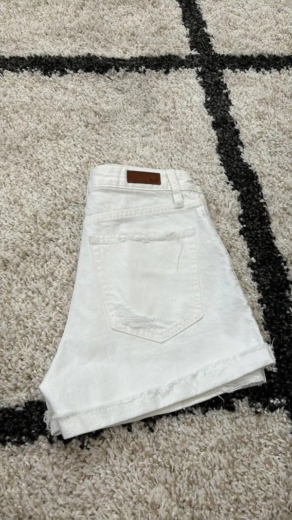 Pure White Jean Shorts - Image 7