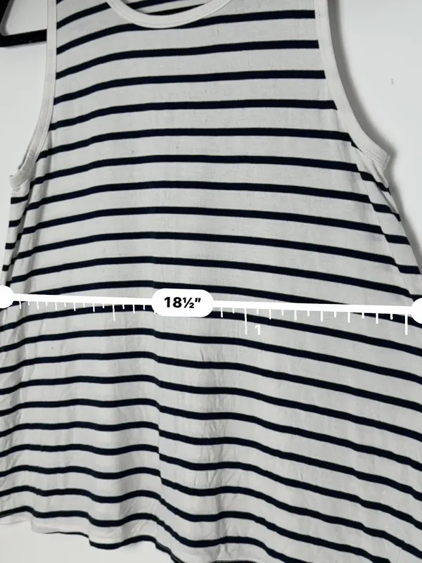 Old Navy Navy and White Striped Tee - Image 6