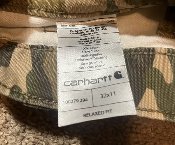 Carhartt cameo shorts - Image 3