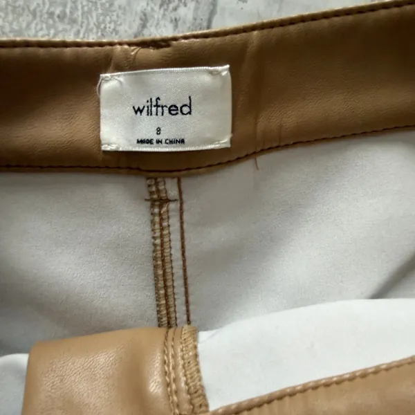 Aritzia Wilfred Rebel High Waisted Vegan Leather Pants Camel Edgy Chic Sz 8 - Image 6