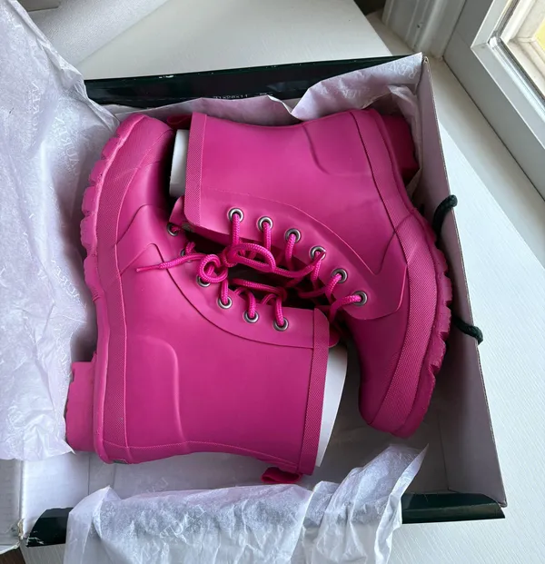 Boots - Image 4
