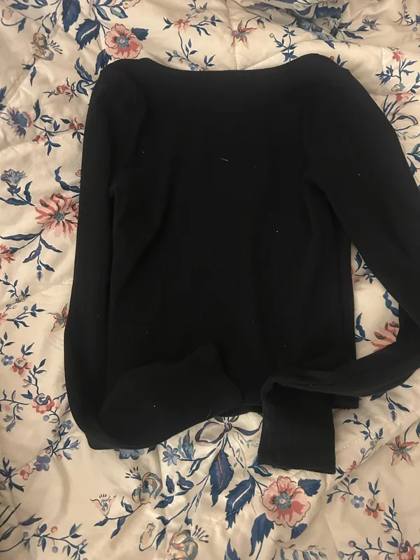 Hollister Top - Image 2