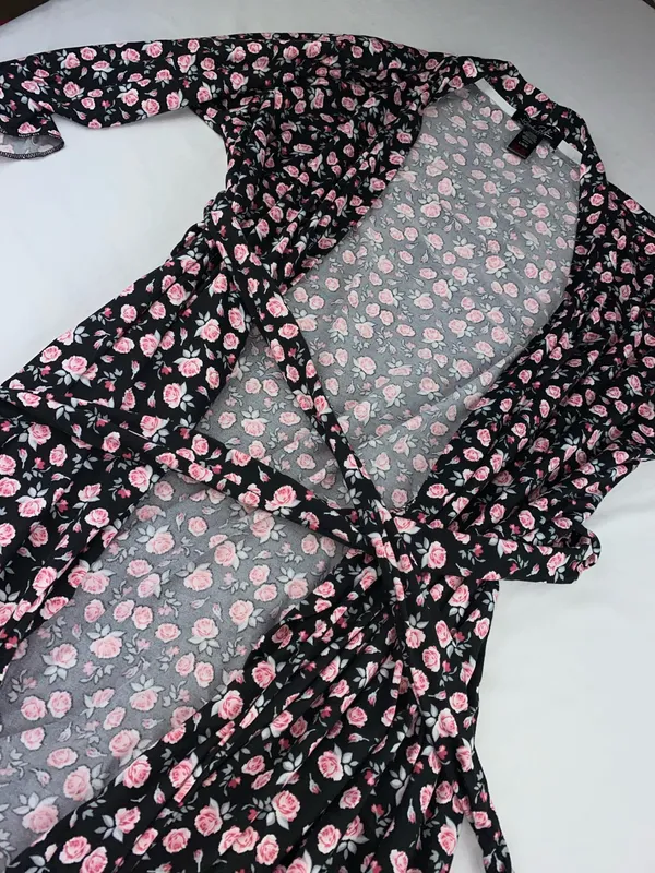 NEW PJ Dress and Robe set Size L - Image 3