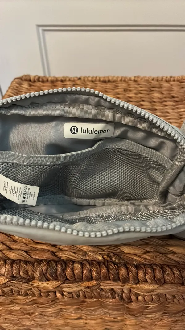 Lululemon belt bag - Image 5