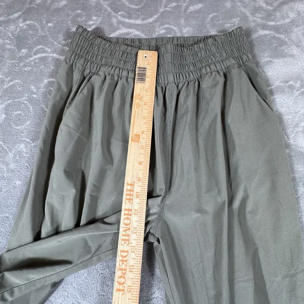 Vuori Women Small Villa Jogger Pants Army Green Stretch Sporty Silky Soft - Image 10