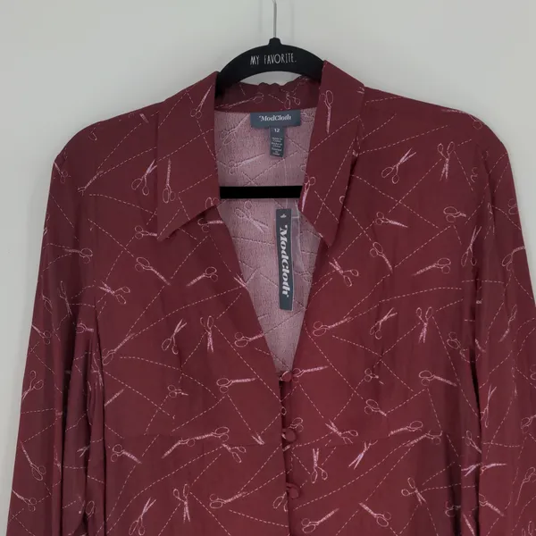 Modcloth A Cut Above Average Shirt Dress Size 12 Burgundy Scissors Hair Stylist‎ - Image 2