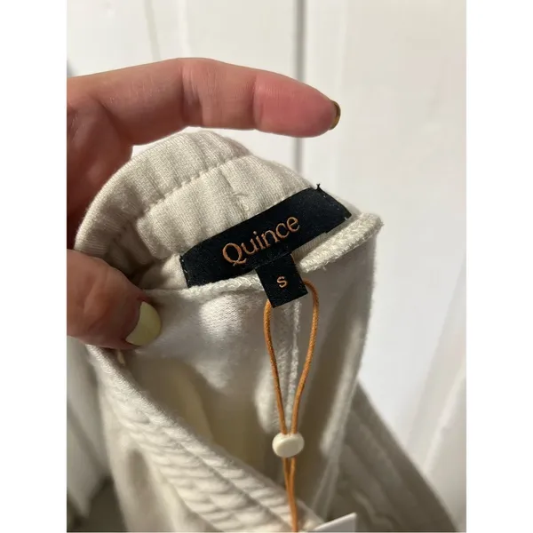 NWT Quince SuperSoft Fleece off white Joggers size S - Image 4