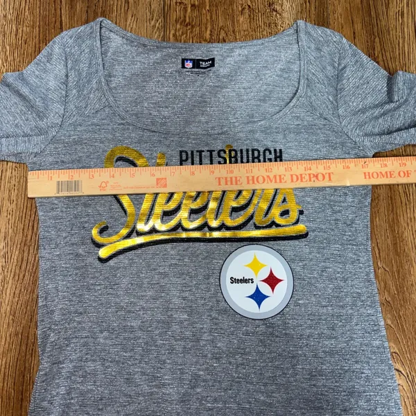 NFL Team Apparel‎ Pittsburgh Steelers Grey Shimmer Gold Foil Graphic Top Women M - Image 7