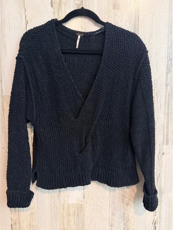 Free People Women’s XS Black Wrap Tie Front Chunky Knit Cropped Sweater - Image 5