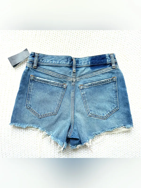NWT Abercrombie & Fitch Annie High Rise Short - Medium Wash/Raw Edge - 00/24 - Image 4