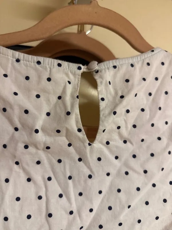 Embroidered Polka Dot Sleeveless Top With Floral Pattern & Keyhole Back - Image 5