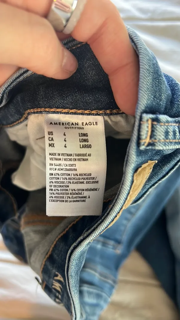 Curvy High-Rise American Eagle - Image 3