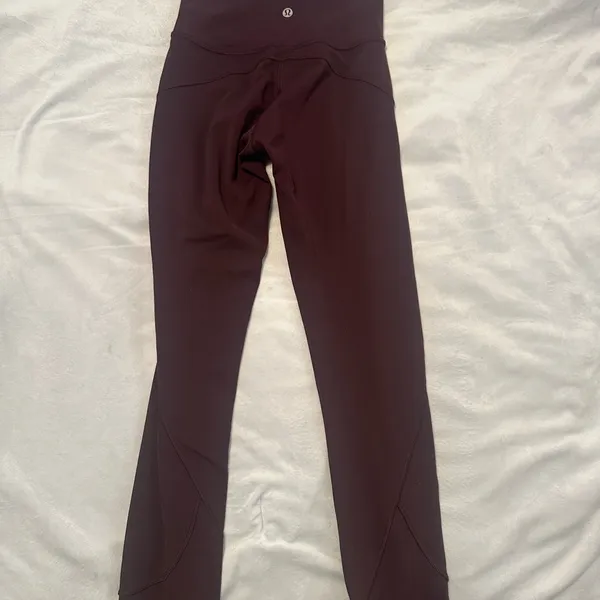 Lululemon leggings size 2 - Image 5