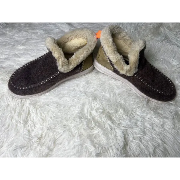 Womens Size 38 Brown Faux Fur Lined Moccasin Slippers Cozy Cabin Shoes - Image 3