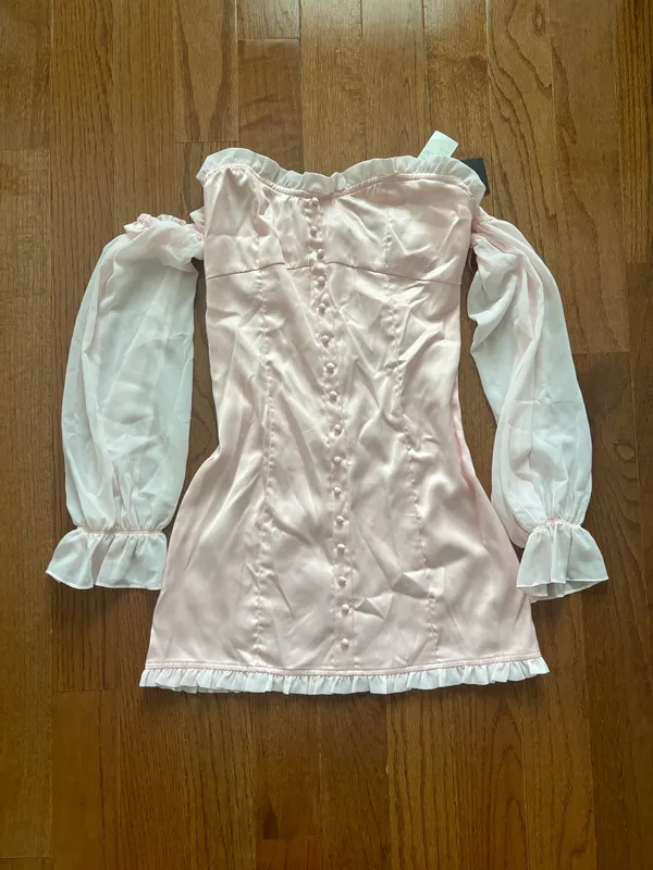 NWT Lioness satin off the shoulder mini dress medium - Image 2