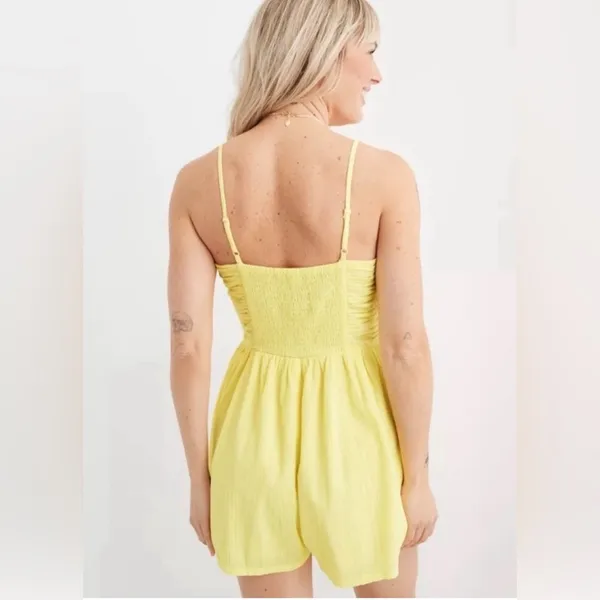 Aerie Yellow Smocked Keyhole Beachy Romantic Summer Yellow Romper size small - Image 3