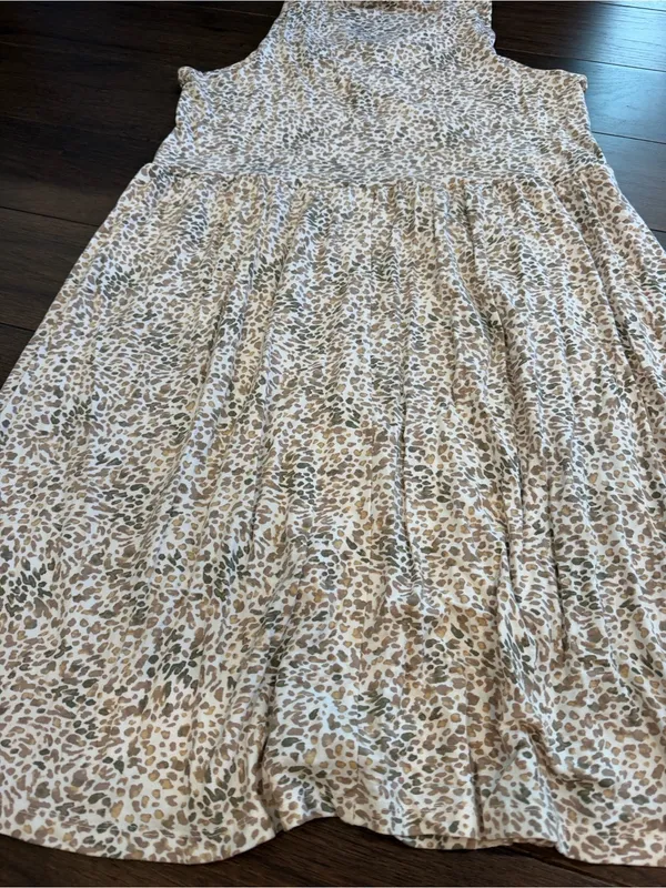 Old Navy Tan Leopard Print Dress Size Medium - C8-099 - Image 7