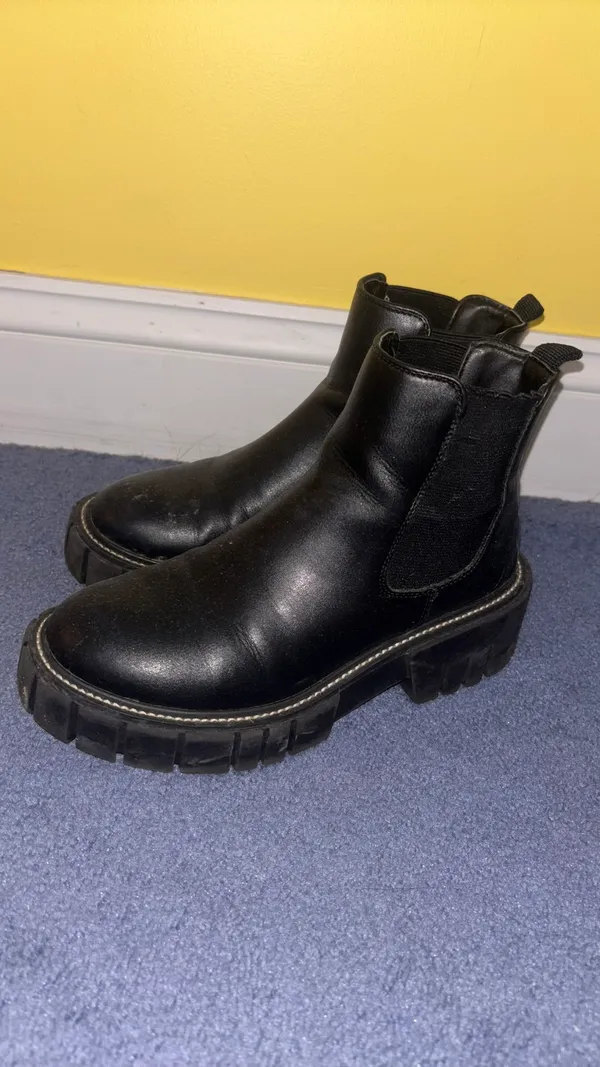 Madden Girl Boots Black - Image 2