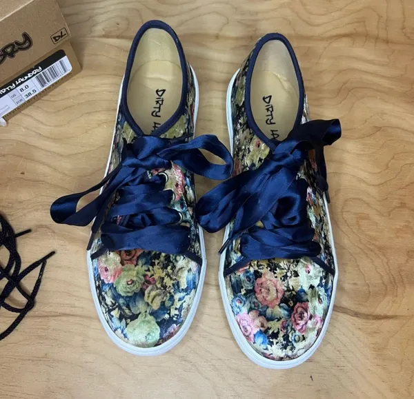 Blue Velvdet Floral Sneakers, Extra Laces - Image 2