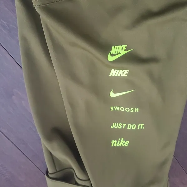 Nike swoosh utility Pocket Sweatpants size medium women's new with tags … - Image 6