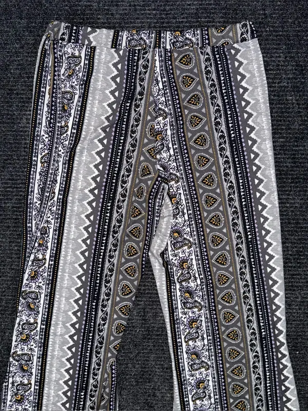 Eye Candy Women's Boho Mid Rise Flare Pants L Festival Multicolor Hippie Gypsy Paisley - Image 5