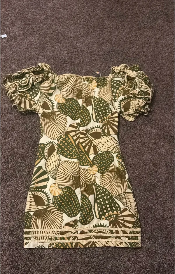 Farm rio shell mini dress size small - Image 3