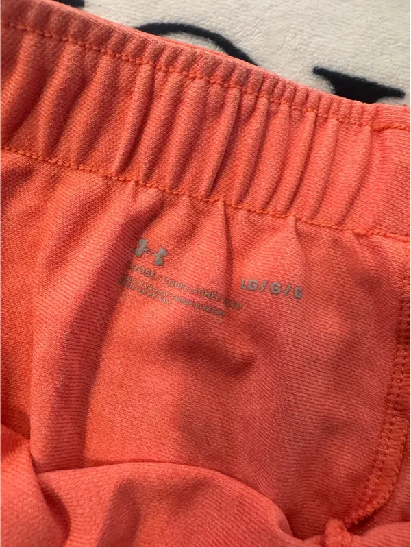 Under Armour Running Shorts Athletic Gym Workout in a coral orange tone Size L - Image 5