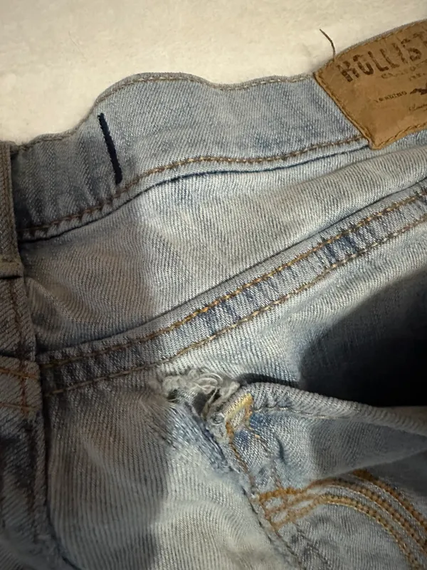 Hollister Shorts - Image 4