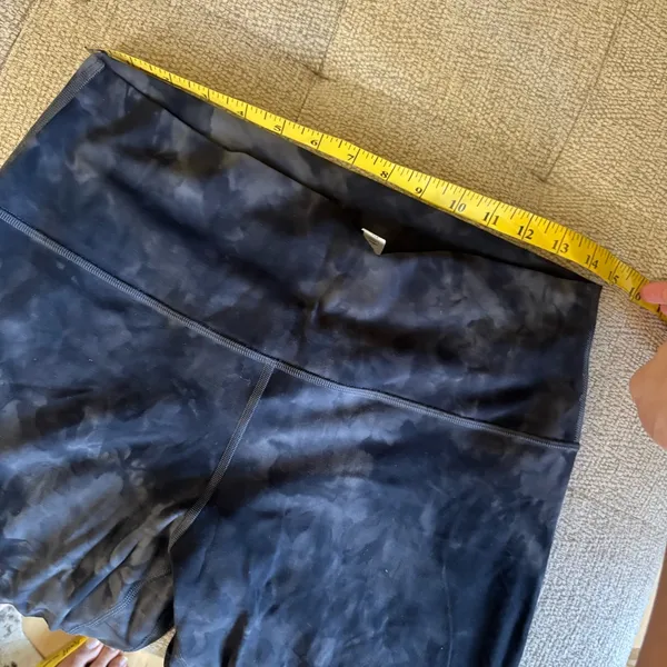 LULULEMON Align Crop 21” Diamond Dye‎ Pitch Grey Graphite Grey Size 12 - Image 7
