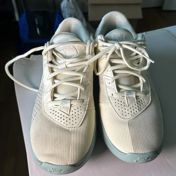 Nike Air Zoom GT Cut Academy Basketball Shoes Coconut Milk HF1569-100 Womens 9.5 - Image 2