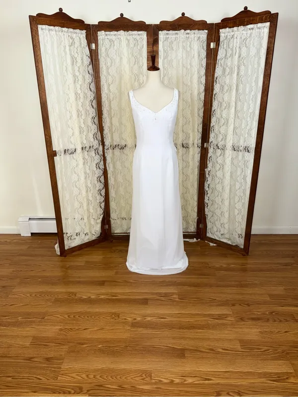Gorgeous New Mori Lee Simple Chiffon Wedding Gown - Image 3