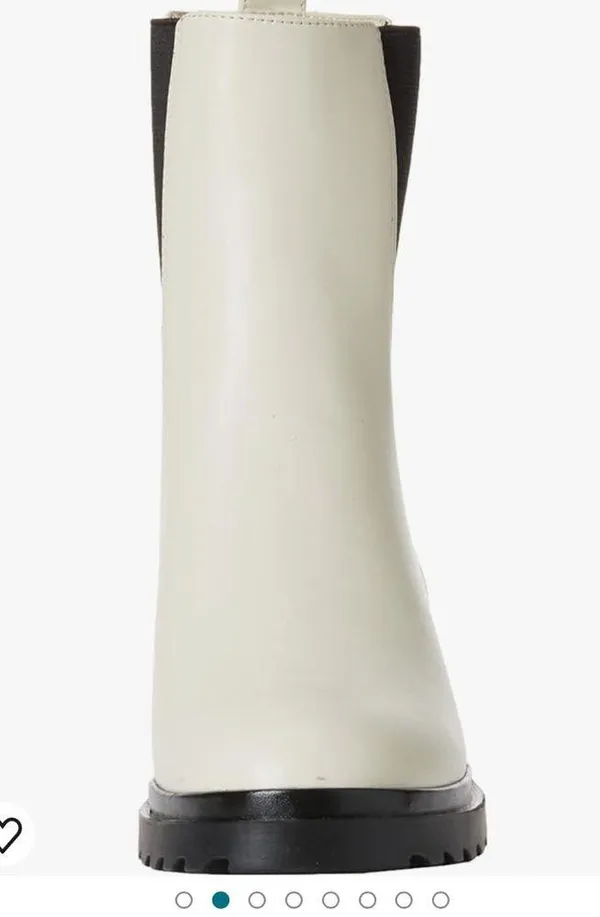 Amazon Boots - Image 6
